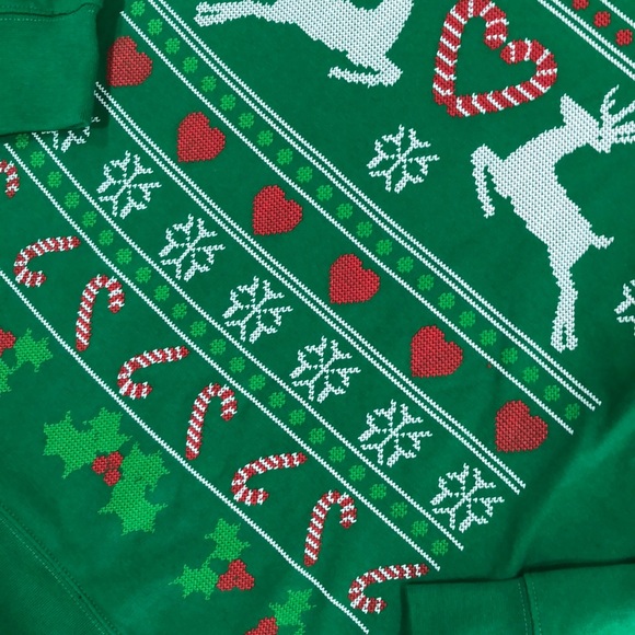 Christmas Sweater NWT - Picture 2 of 4